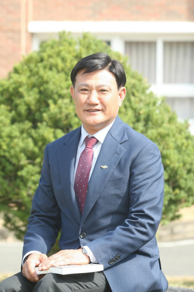 송영기 (한국과학기술고 교장·자연보호 창원시협의회원)
