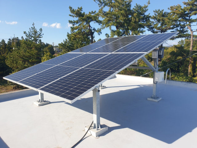 CTR에너지가 보급사업으로 설치한 주택용 3kW 태양광 발전 시설./CTR에너지/